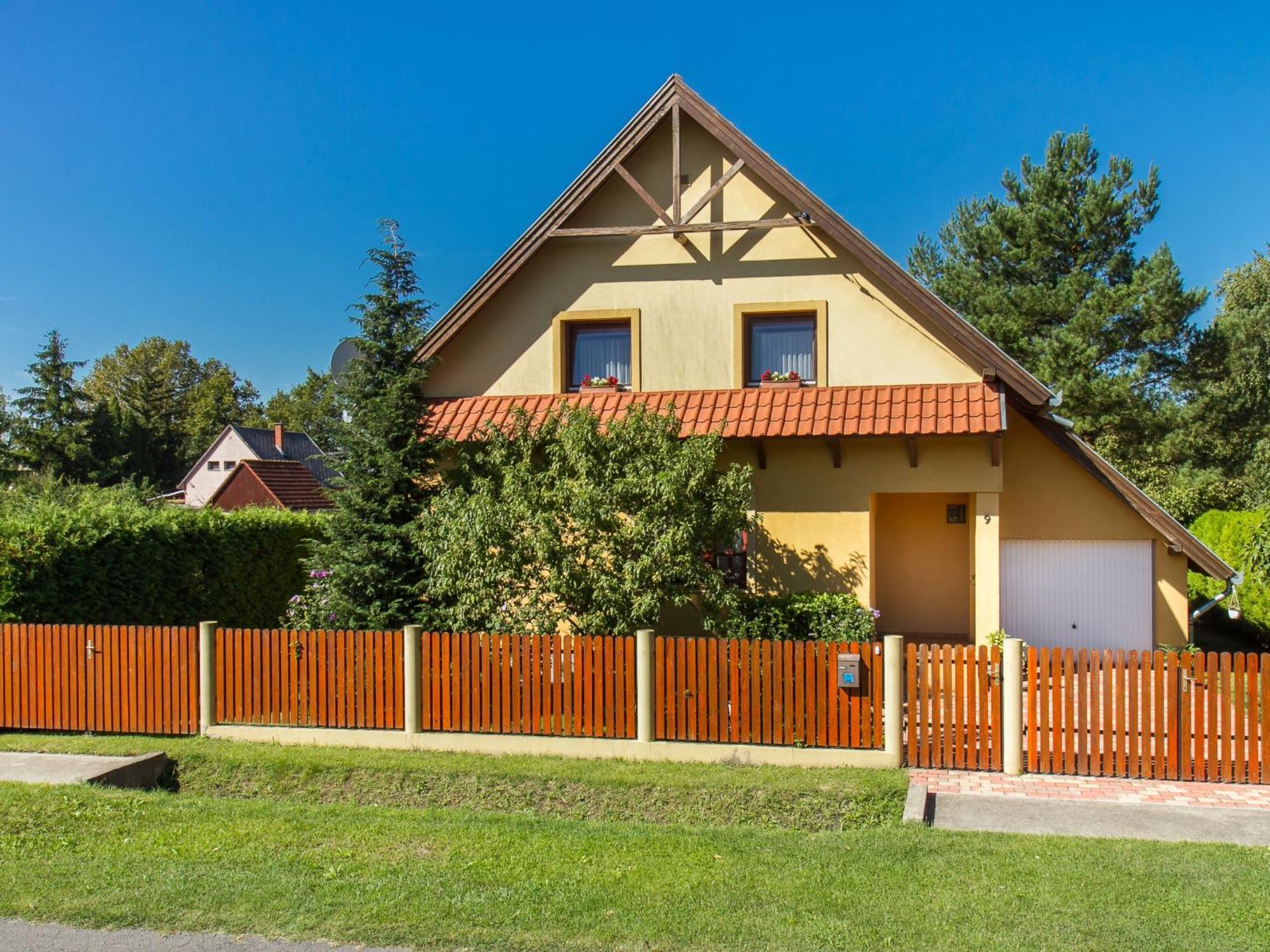 Holiday Home Maggio By Interhome Balatonkeresztur Bagian luar foto